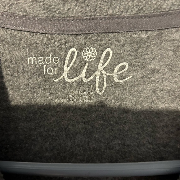 Fleece pullover - Picture 3 of 3